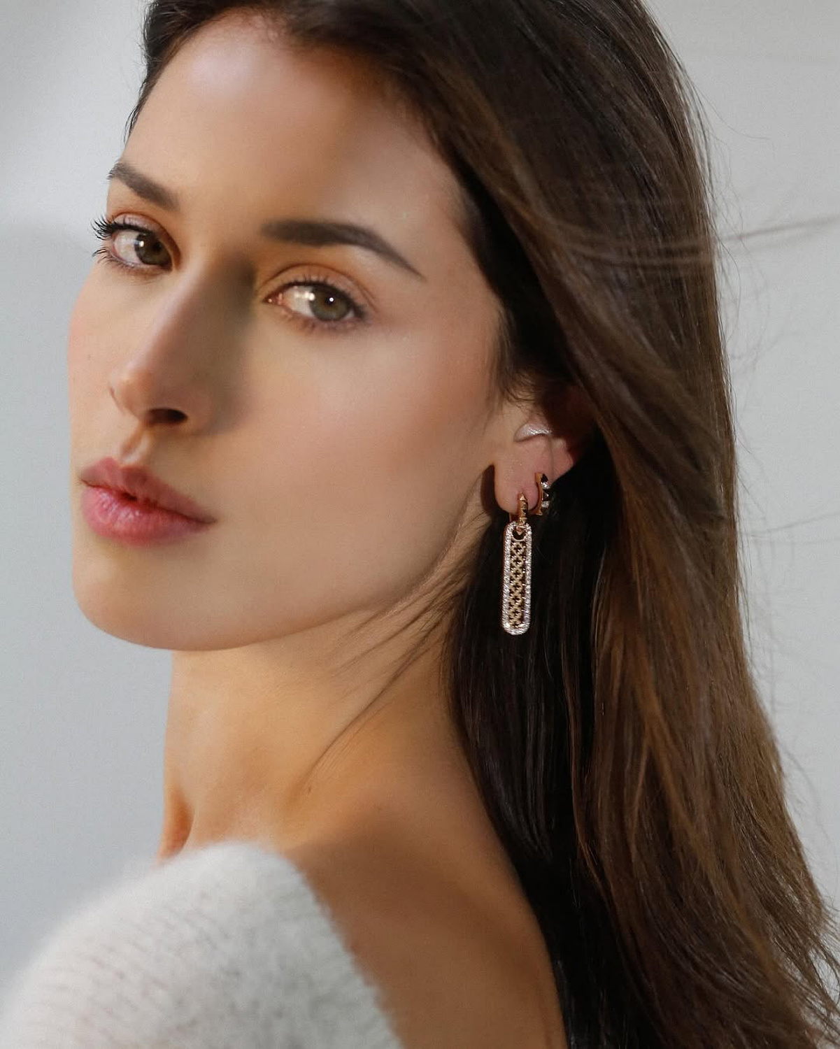 Isabela Martini for Azuelos Jewellers Campaign