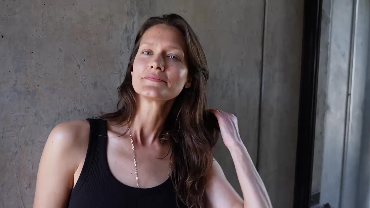 BEAUTY 2.MOV