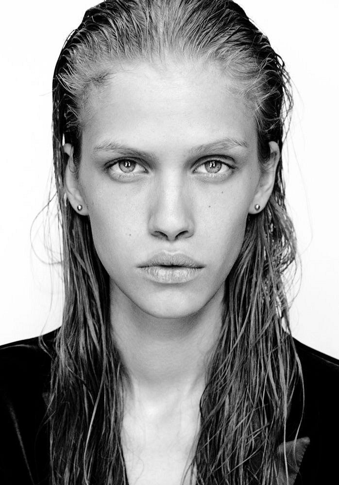 LIZA  PLOTNIKOVA