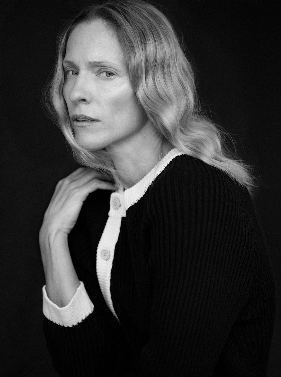 LINDSAY SULLIVAN
