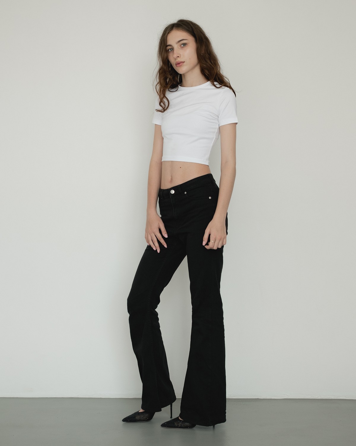 ANNA BOL