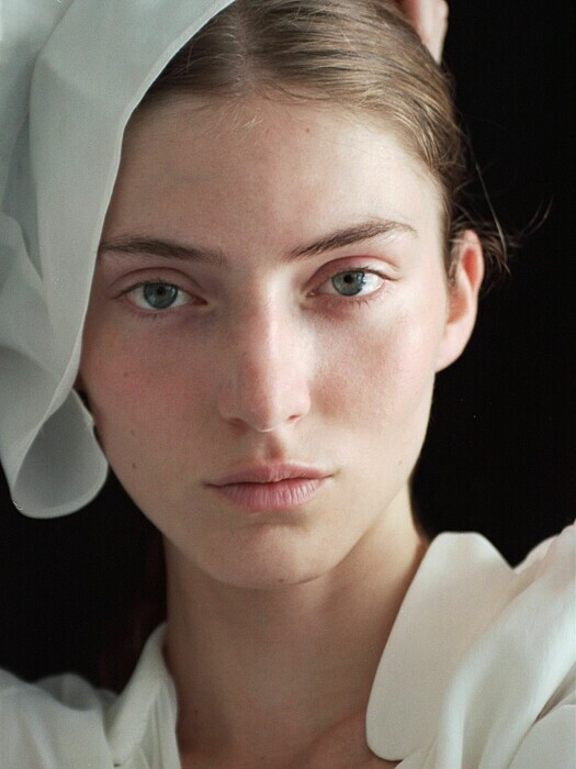 LENA BUSSOLINO model