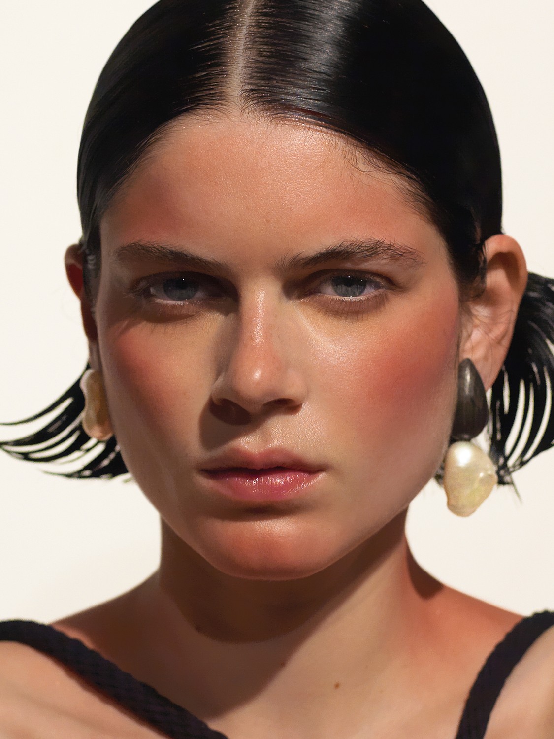 LILLI ZOE FOR VOGUE GREECE JUN25
