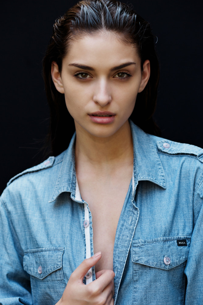 S 90 3 >> Mariana Salaru | Premier Model Management S 90 3 >> Mariana Salaru | Premier Model Management