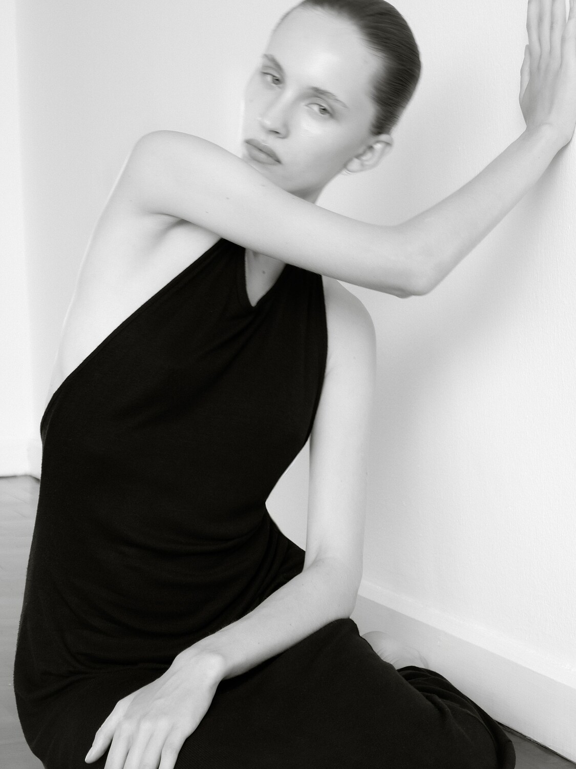 DARIA KHARLAMOVA