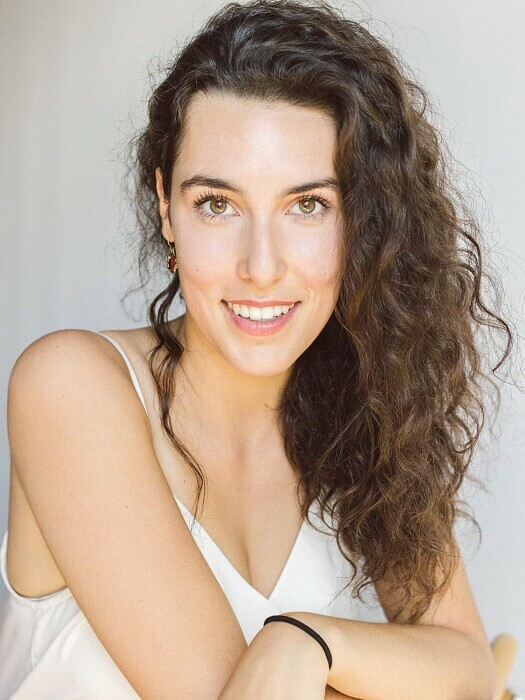 Estelle Macary